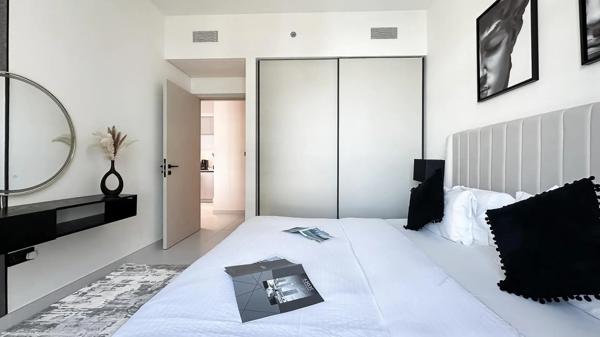 Trophy - Majestic Mingle Marina Suites Dubaj 0*,